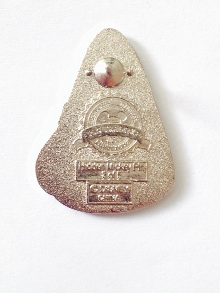 Lock  pin collectible - Main Image 2