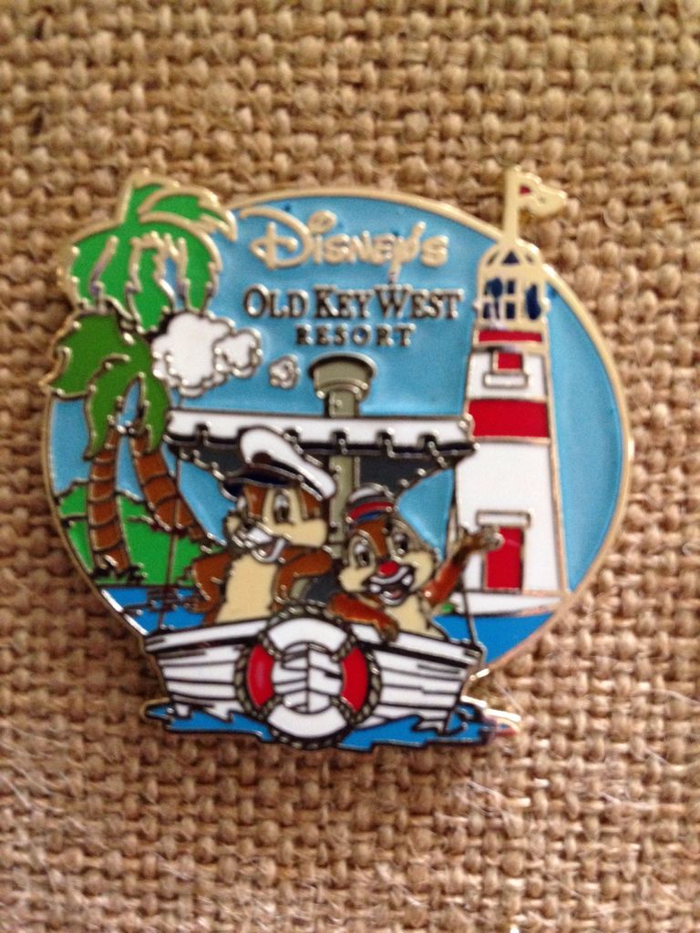 DLRP - Christmas 2005 - Pin Trading Starter Set (Tigger Wreath)