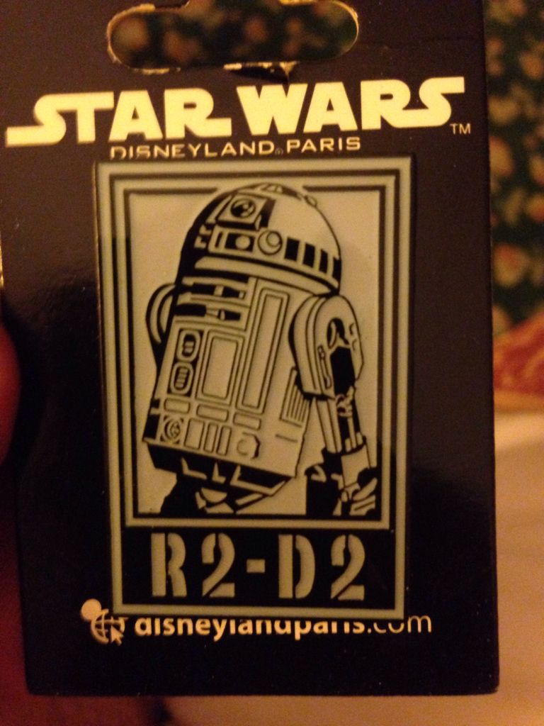 R2d2 Startours Paris   pin collectible [Barcode 2094010120511] - Main Image 1