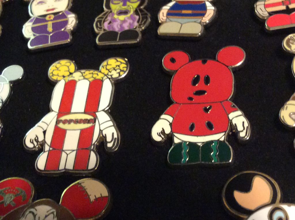 WDW - 2011 Hidden Mickey Series - Classic 'D' Collection - Jiminy Cricket (CHASER)