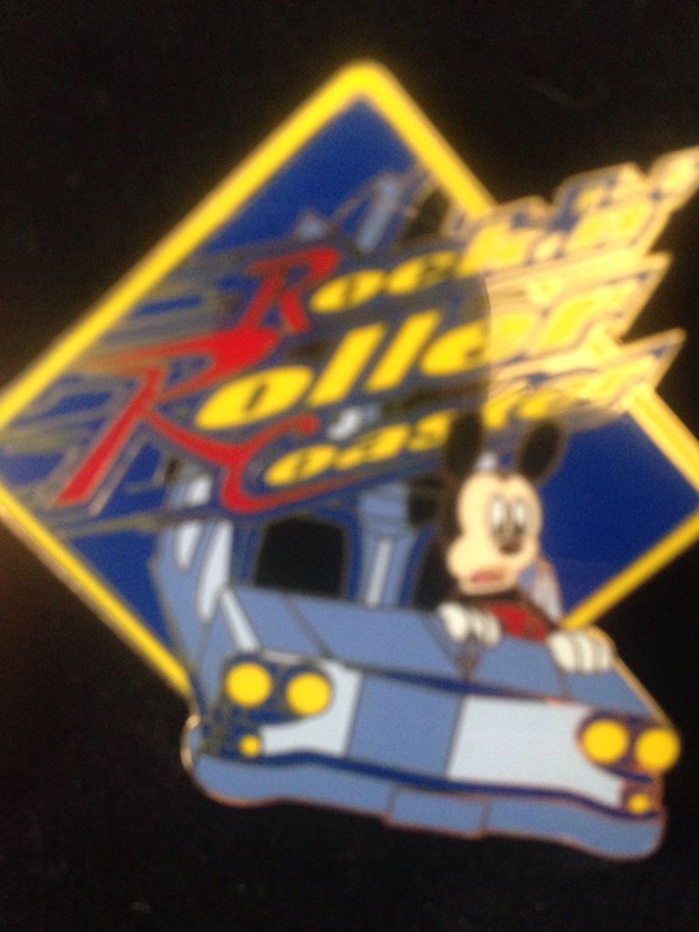 2007 Advent Set (days 7-12) Tinkerbell W/Present