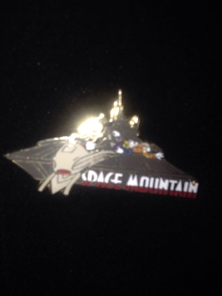 HKDL - Story Book Collection - Tigger Pouncing on Pooh (Slider)