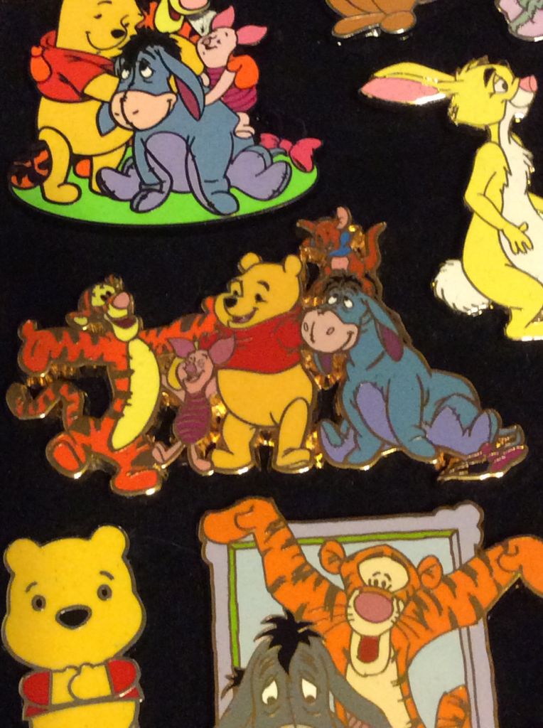 WDW - 2010 Hidden Mickey Series - Walt Disney World Pennant - Yellow