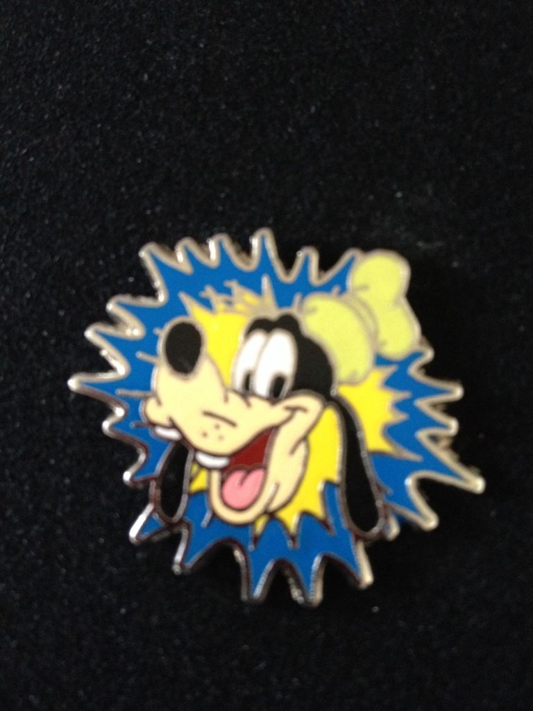 Aladdin Platinum Edition DVD pre-order pin  