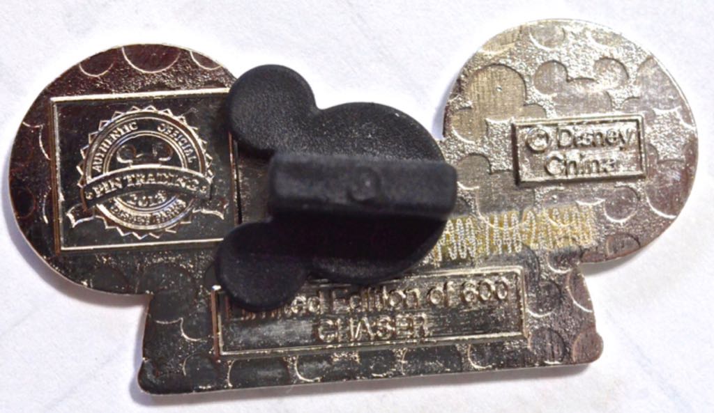 World Of Color.  Mickey Ears.  Purple - Pin pin collectible - Main Image 2