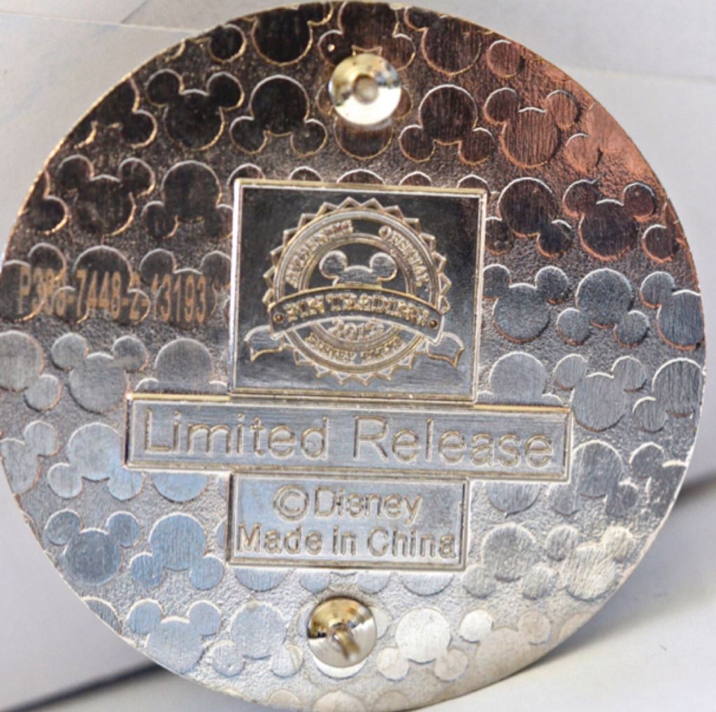 Collection - World Of Color. Bubble Set - Pin pin collectible - Main Image 2