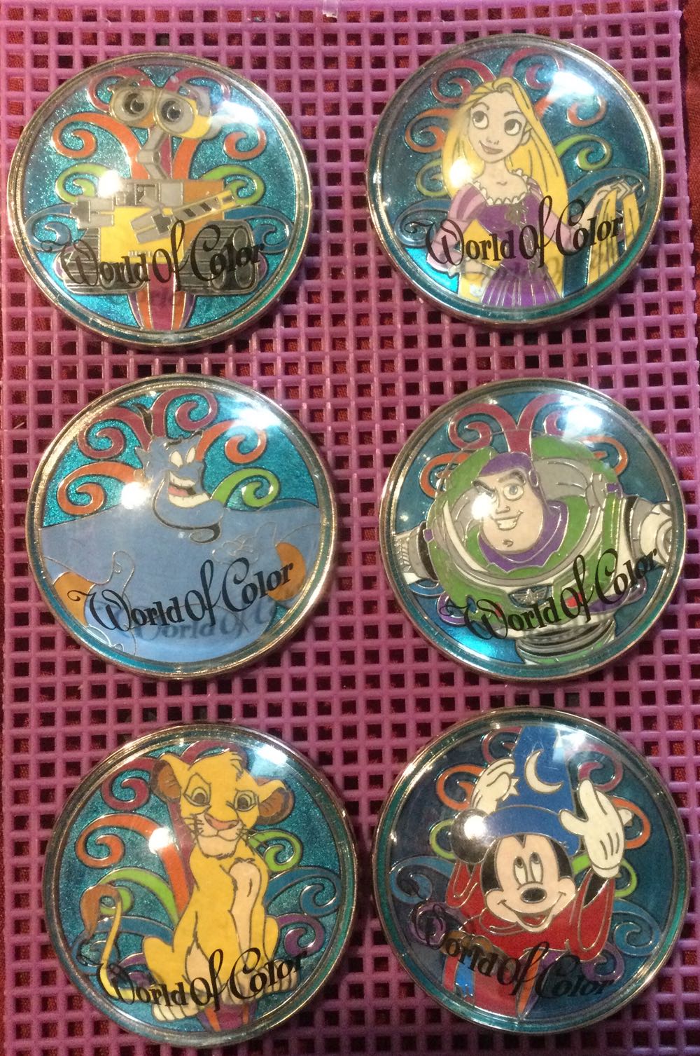 Collection - World Of Color. Bubble Set - Pin pin collectible - Main Image 3