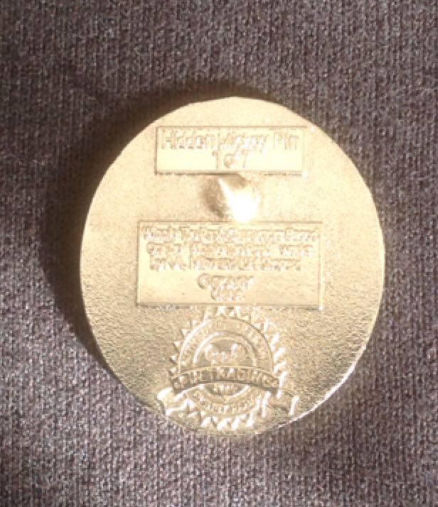 Winnie The Pooh Tigger Silhouette - Open Edition pin collectible - Main Image 2