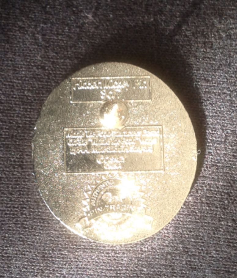 Winnie The Pooh Silhouette: Eeyore - Disney pin collectible - Main Image 2