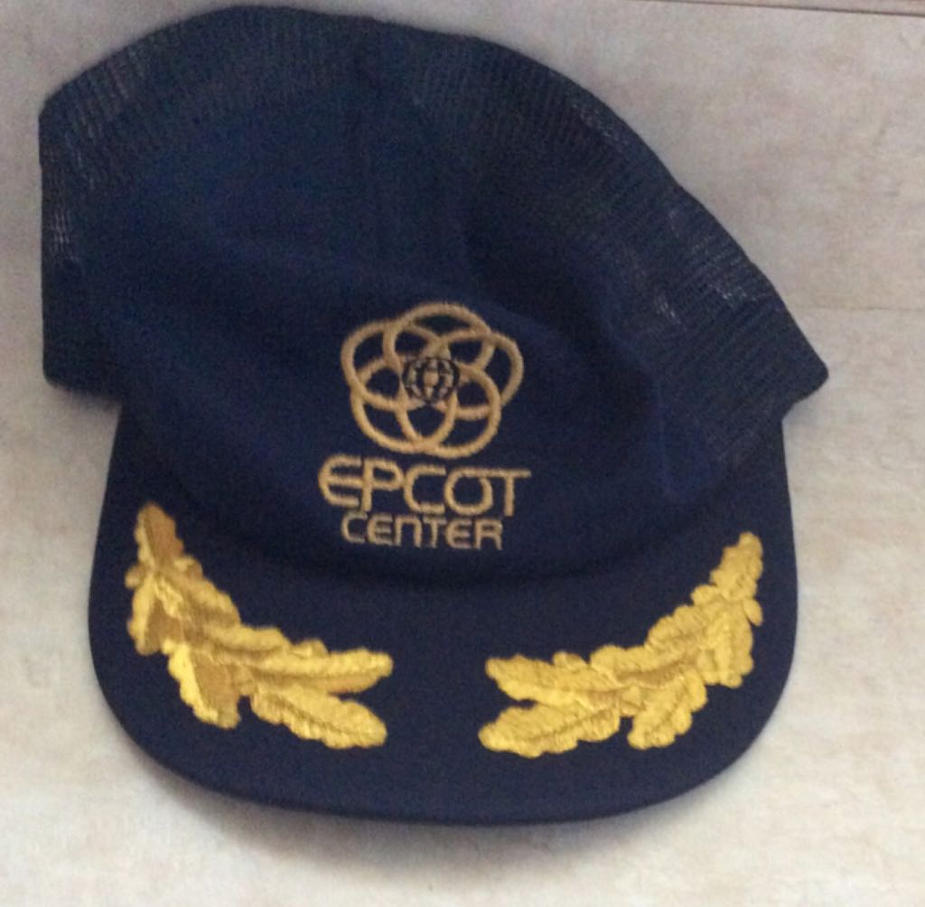 DLR- 2011 Hidden Mickey Series - Alphabet Letter Collection - G For Gurgi