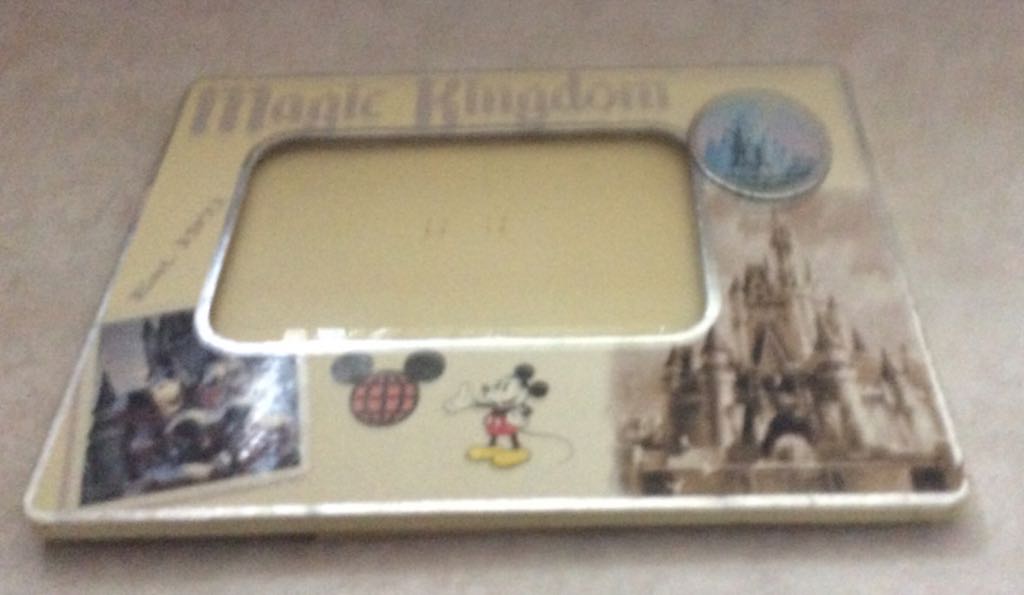 WDW - Pin Trading Logo Collection (Magic Kingdom) Promotion