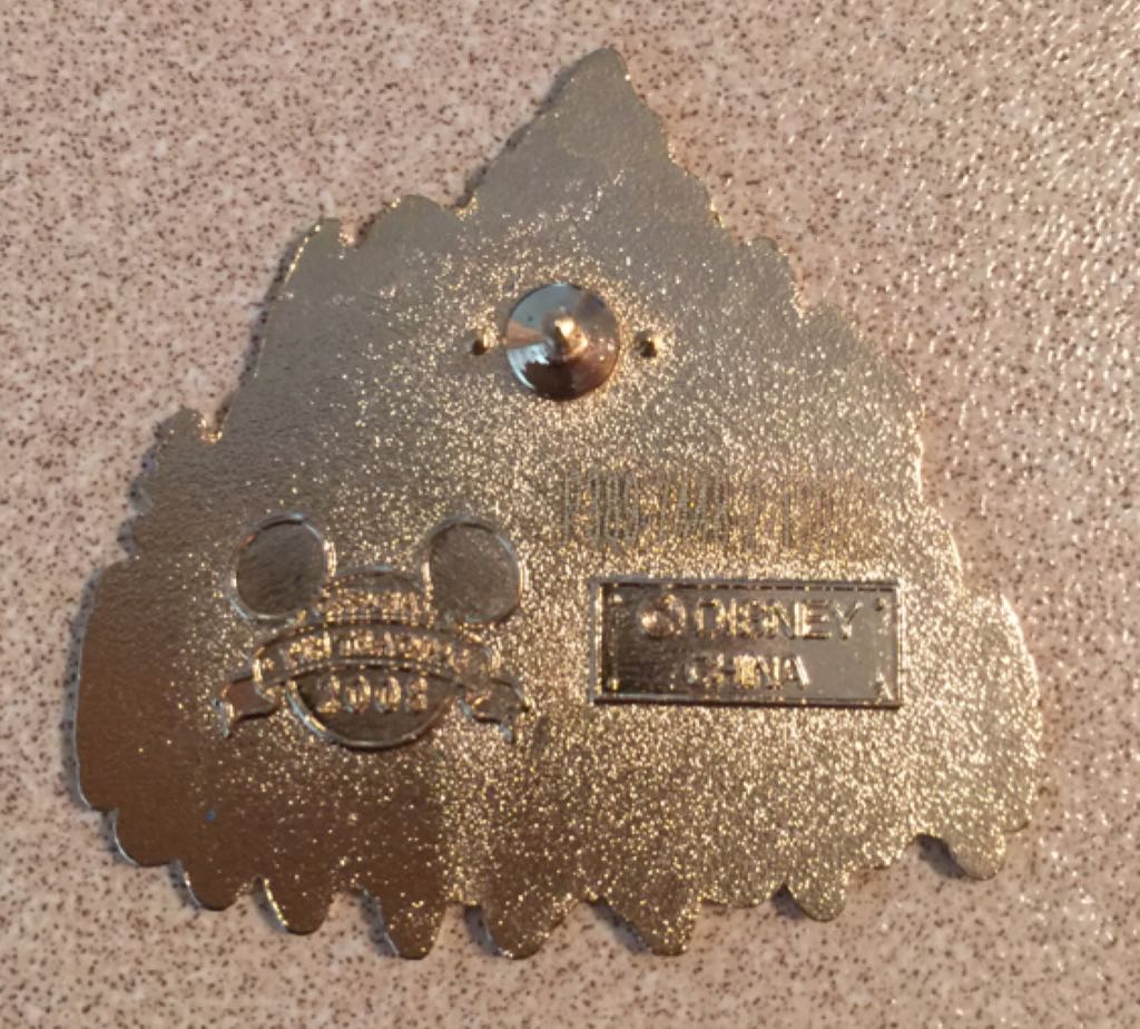 Chip And Dale Winter Pin  pin collectible - Main Image 2