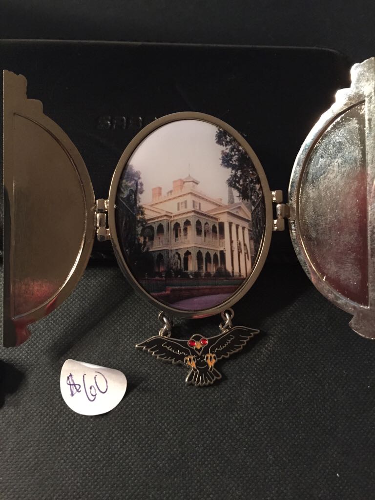 Haunted Mansion 40 - Jumbo Pin pin collectible - Main Image 2