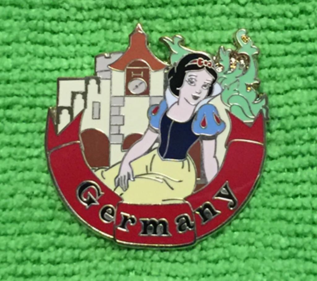 Snow White- Germany   pin collectible - Main Image 1