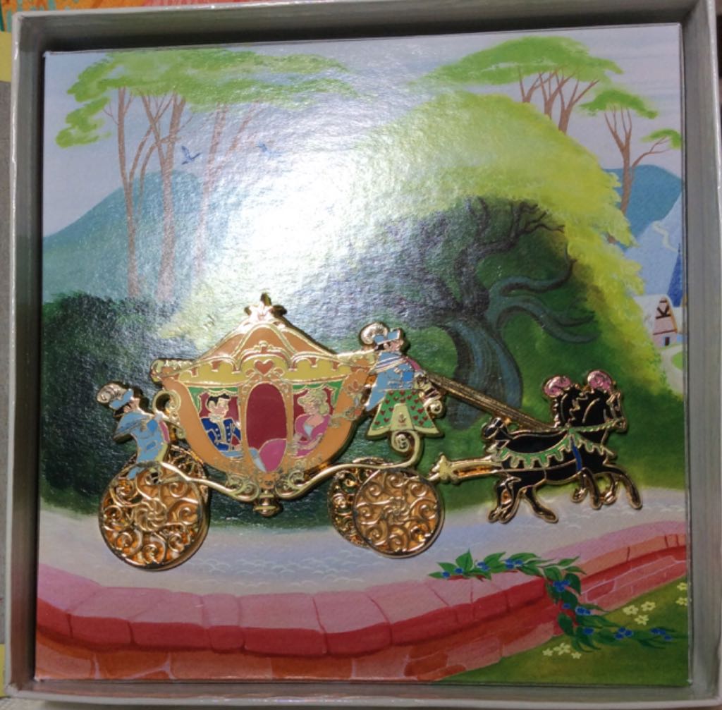 WDW - Mystery Collection - Circle Icon 'D' - Lightning McQueen 