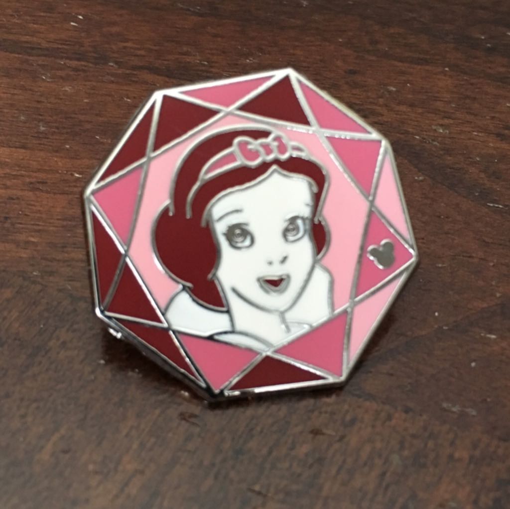 Snow White Quilt Block  pin collectible - Main Image 1