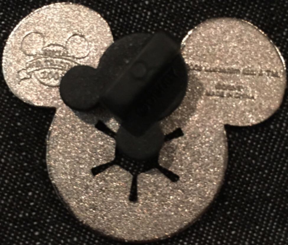 Mickey Head Vault  pin collectible - Main Image 2