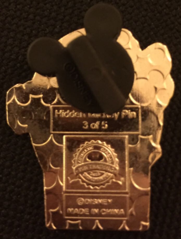 Vintage DONALD DUCK Selling POPCORN  pin collectible - Main Image 2