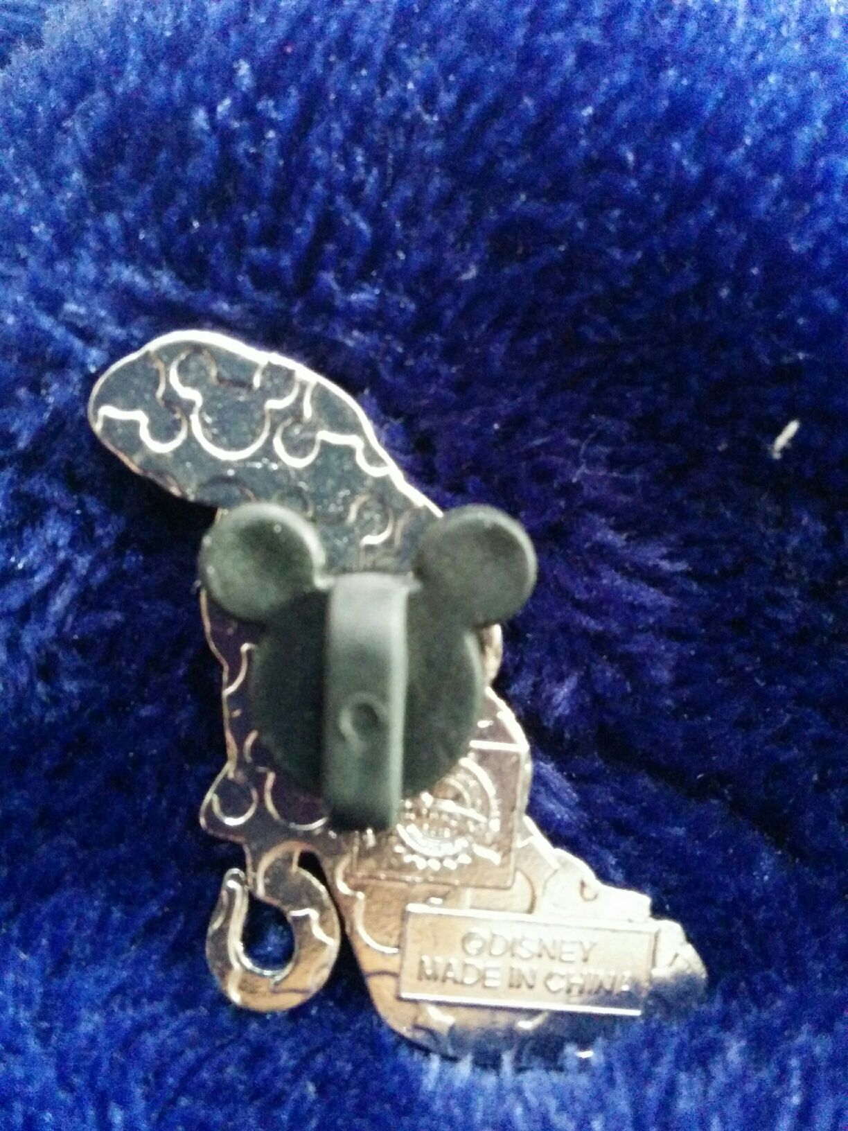 Villain Shoe - Captain Hook - Disney Parks pin collectible - Main Image 2