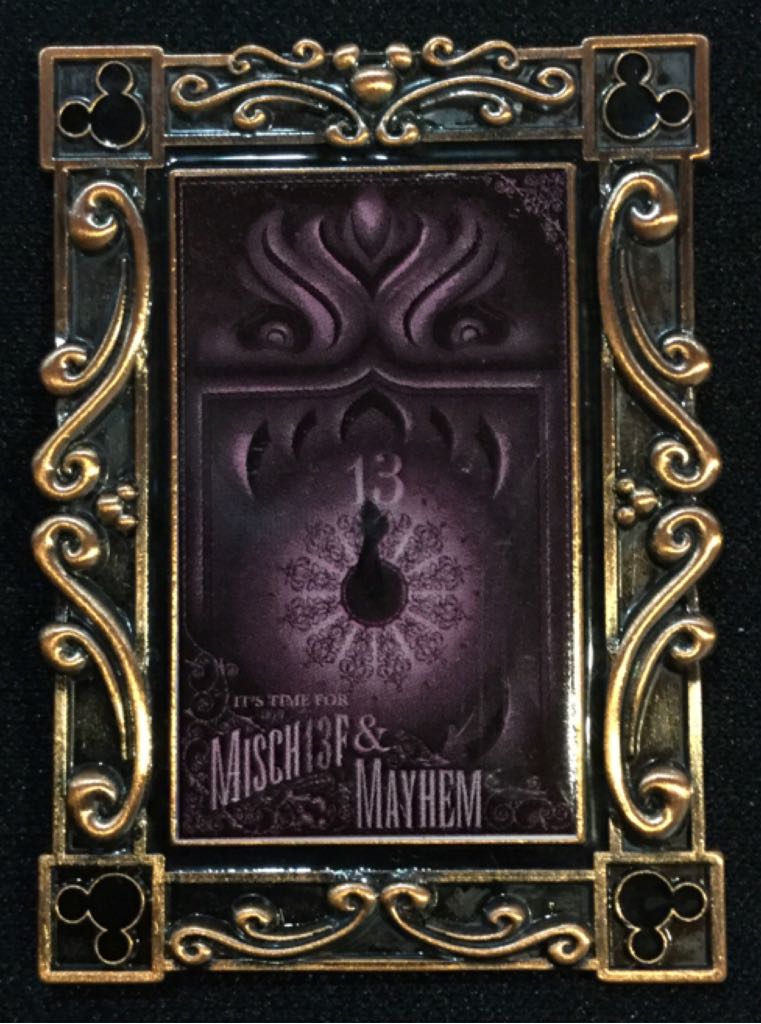 Xmas - Mickey In Sleigh With Castle