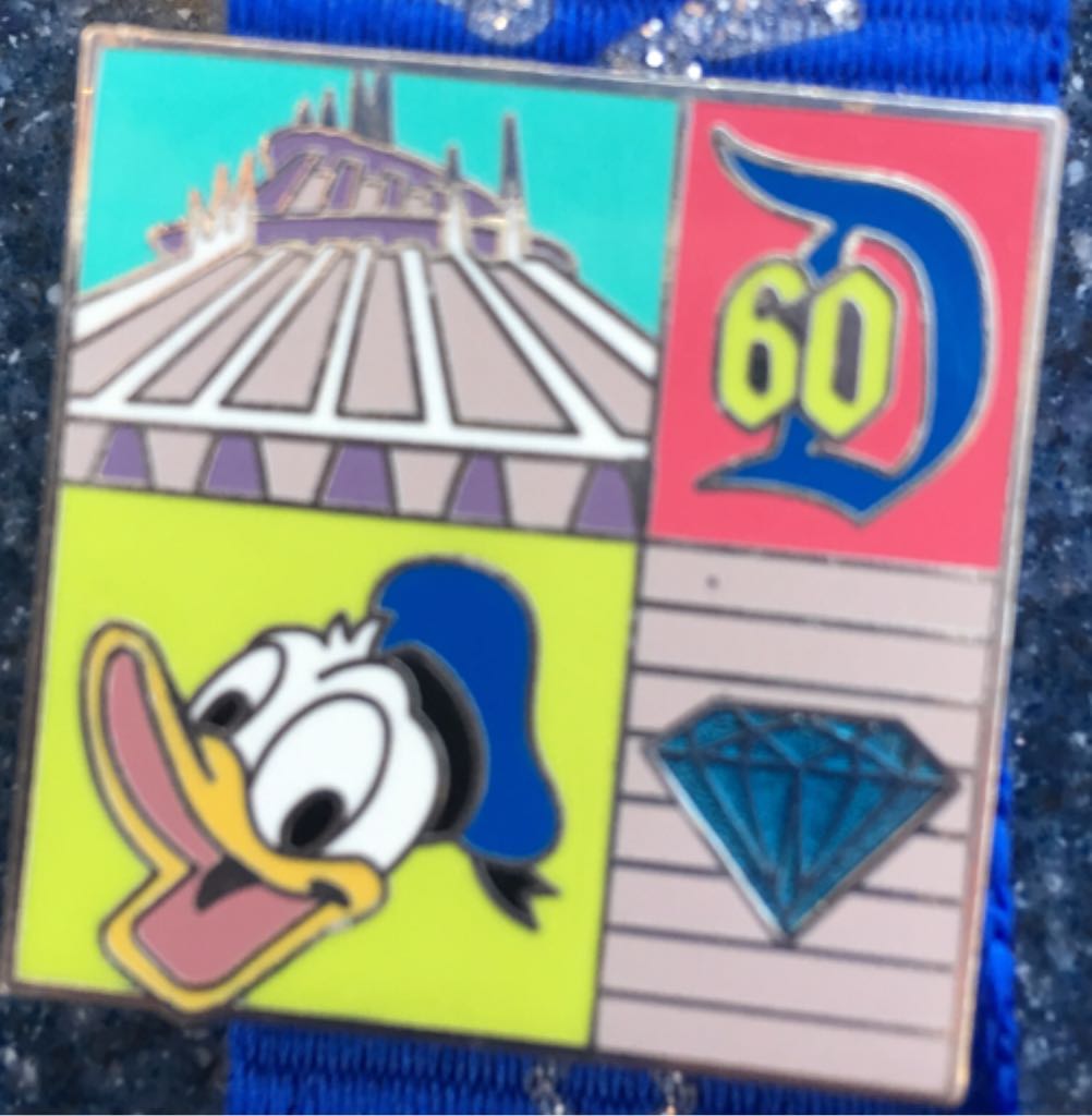 Mickey And Minnie Shopping