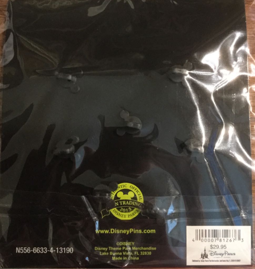 Disney Villains Shoes  pin collectible [Barcode 400007812673] - Main Image 2