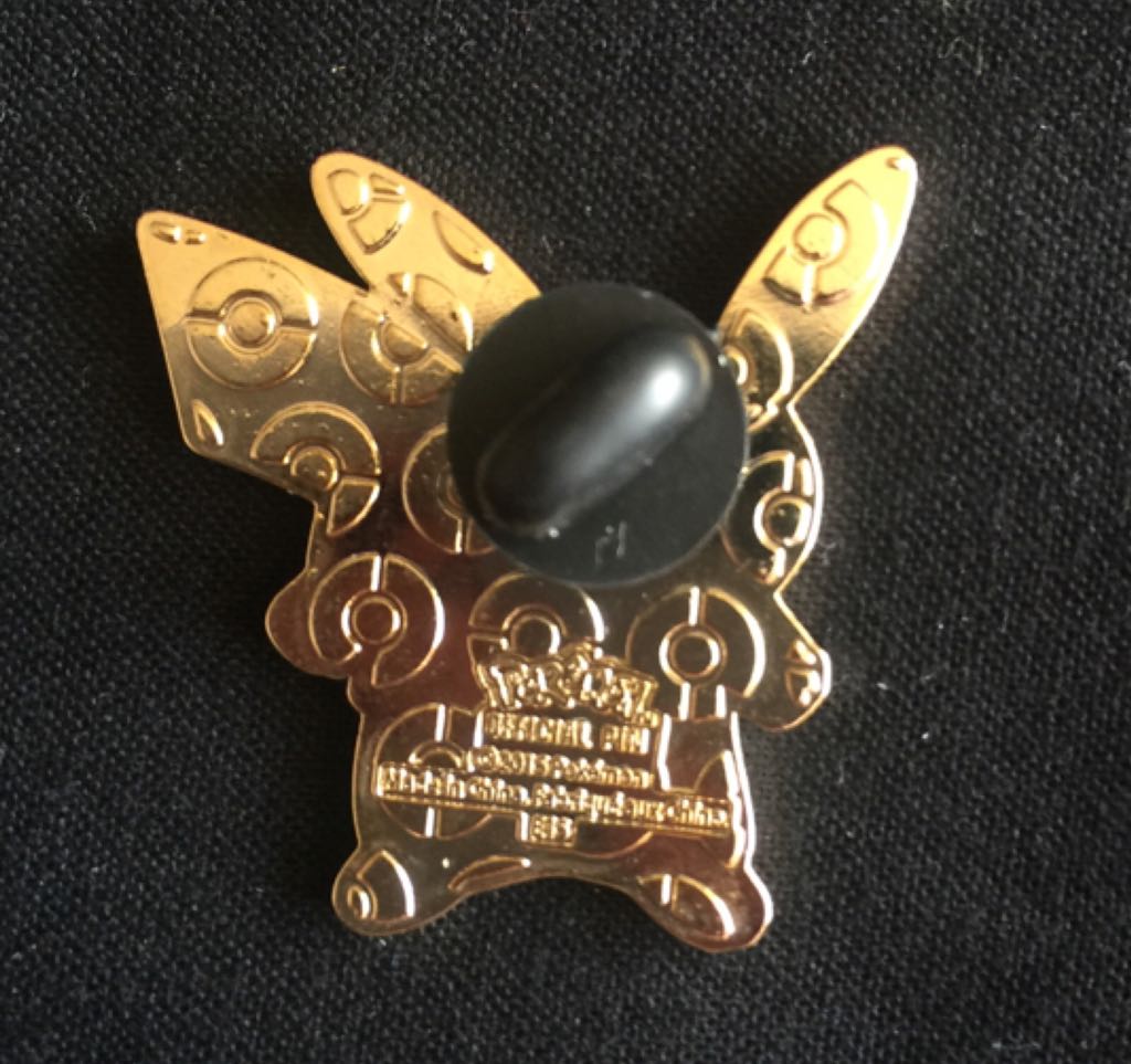 Pikachu  pin collectible - Main Image 2