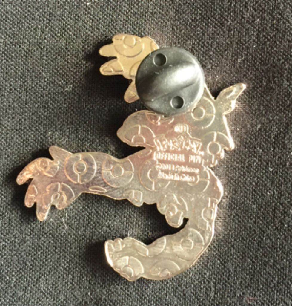 Yveltal  pin collectible - Main Image 2