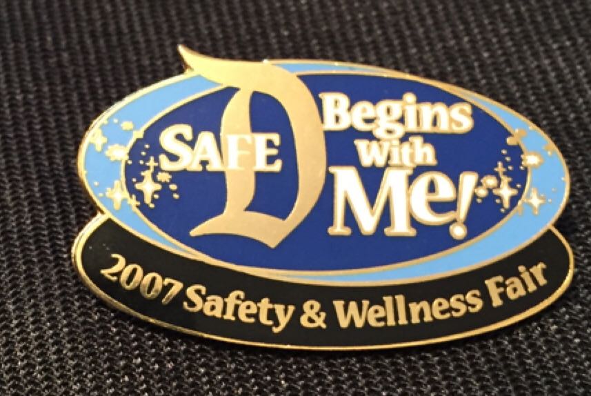 DLR - 2014 Hidden Mickey Series - Deck of Cards - Mickey Mouse