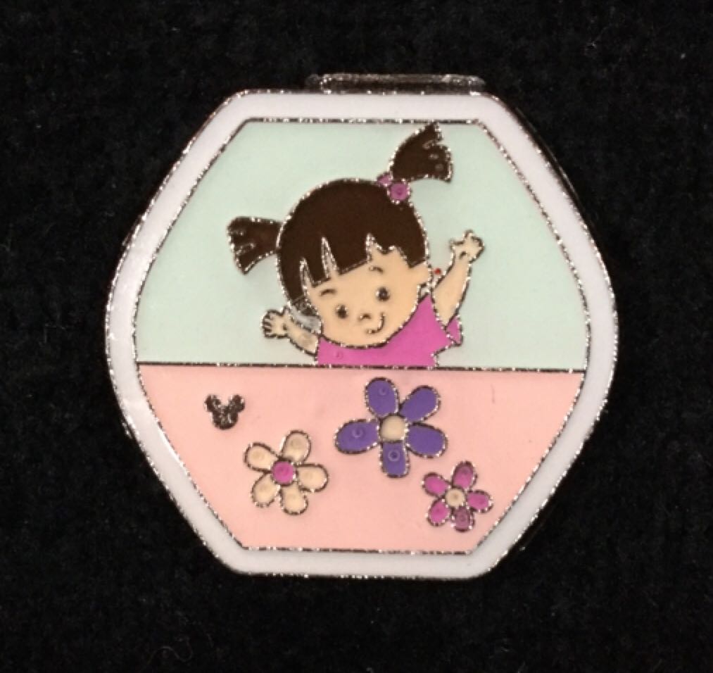 Queen Of Hearts Stretching Room