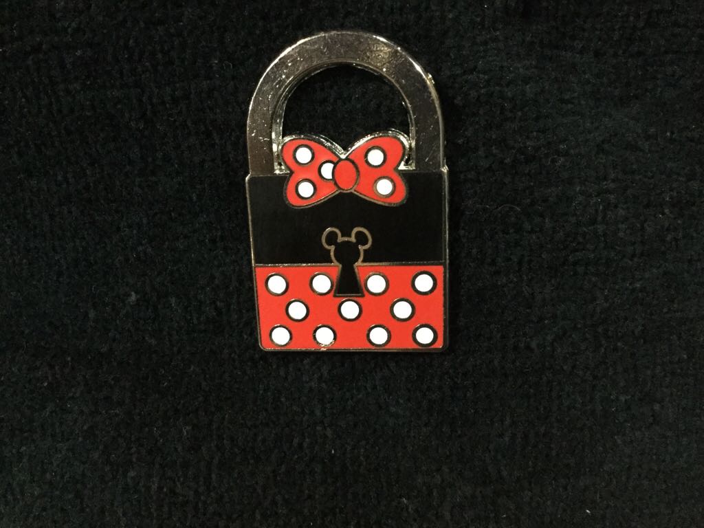 DLRP - Stitch Invasion Series (it's a small world)