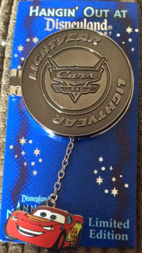 Build A Pin Base (Magic Kingdom Castle)