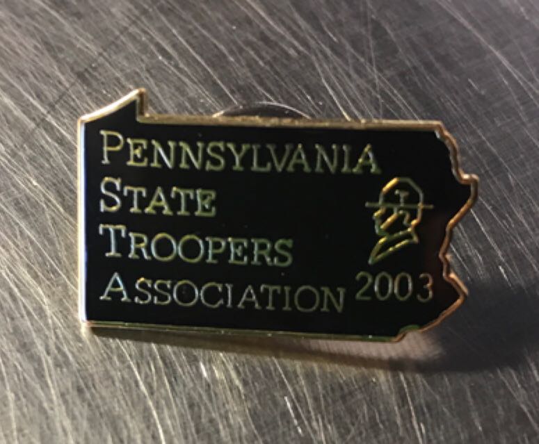 2013 - Hidden Mickey - Boat Series 2 Of 8