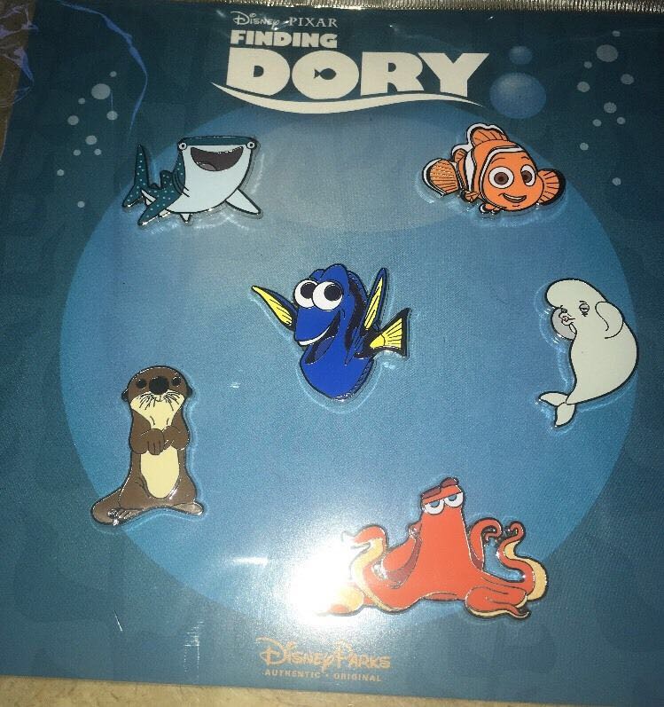 Dory - Finding Dory Booster Set - 2016 - Pin pin collectible - Main Image 2