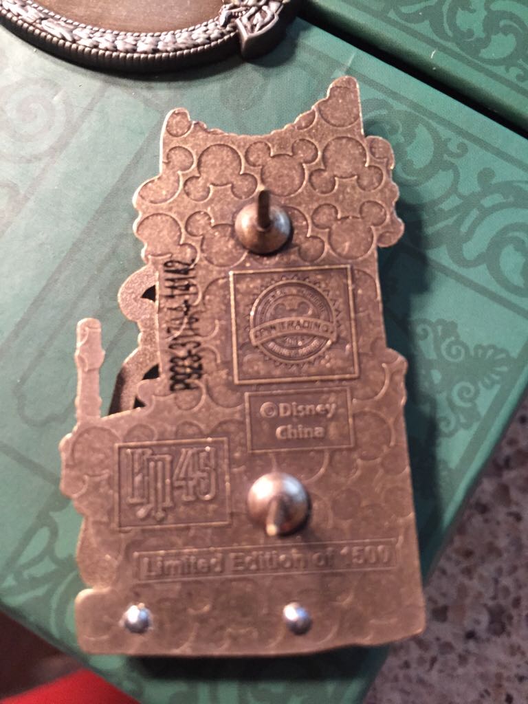 Haunted Mansion 45th Organ Player - Pin pin collectible [Barcode 400008636162] - Main Image 2
