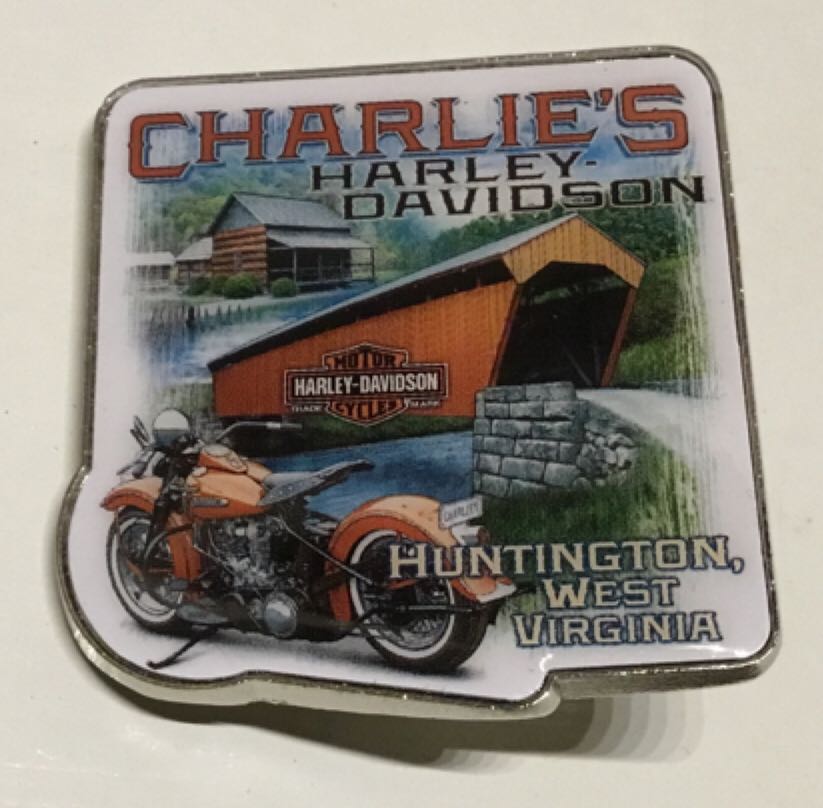 Love Birds With Pearl