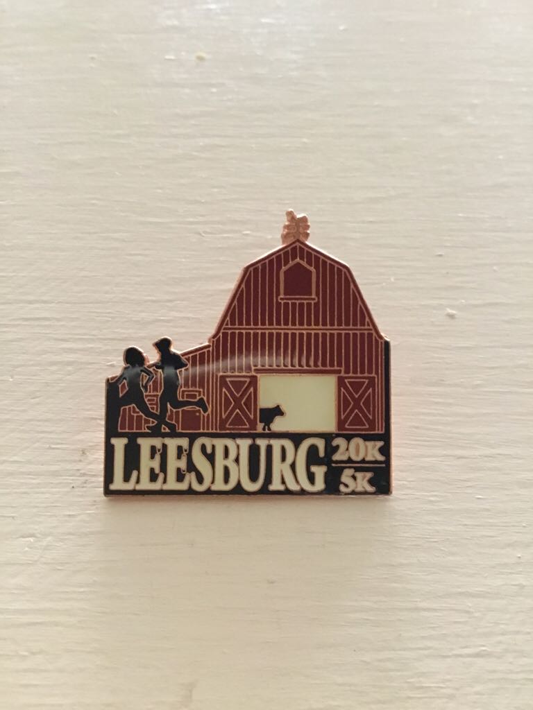 WDW - Disney Pin Trading 10th Anniversary - Tribute Collection - Official Disney Pin Trading Logo