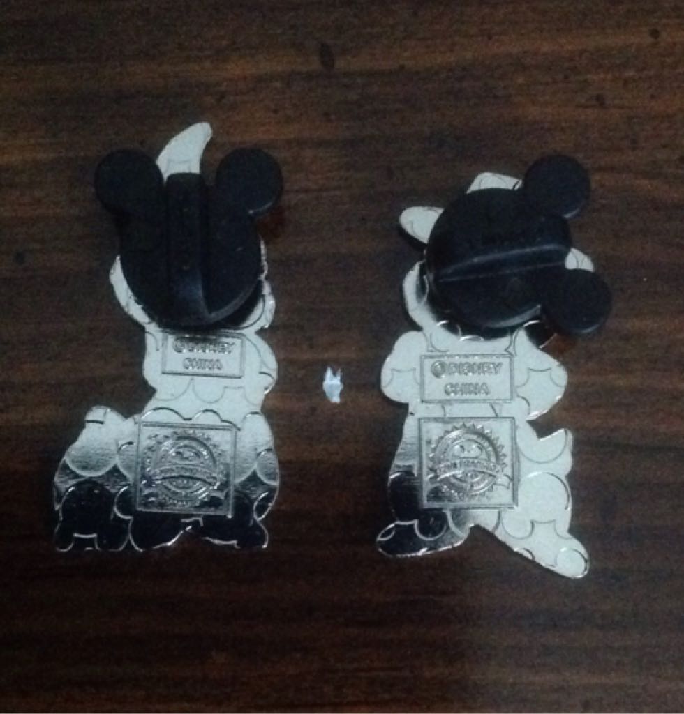 Chip & Dale - Thanksgiving - Pin pin collectible [Barcode 400008849845] - Main Image 2