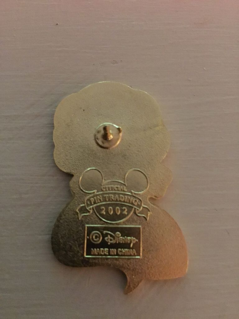 Belle  pin collectible - Main Image 2