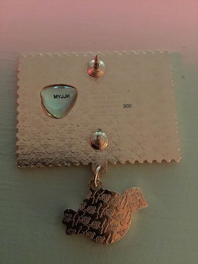 Washington DC Hard Rock Stamp  pin collectible - Main Image 2
