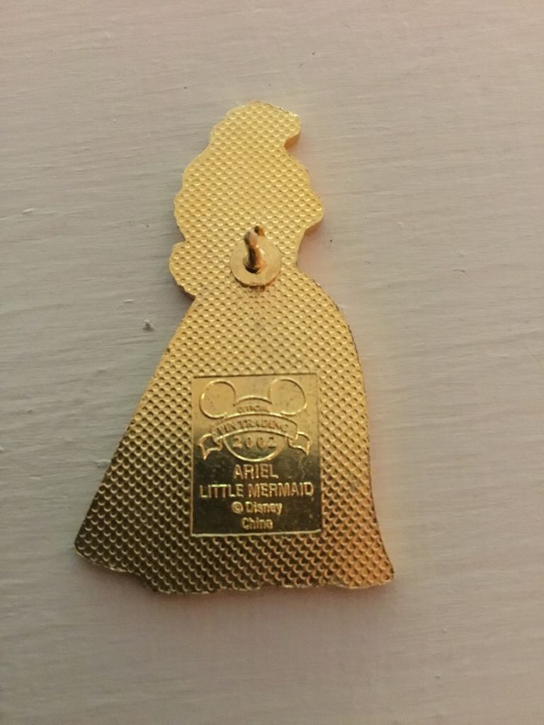 Ariel  pin collectible - Main Image 2