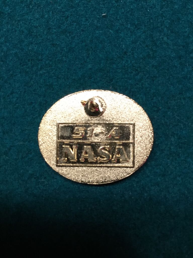 .??  pin collectible - Main Image 2