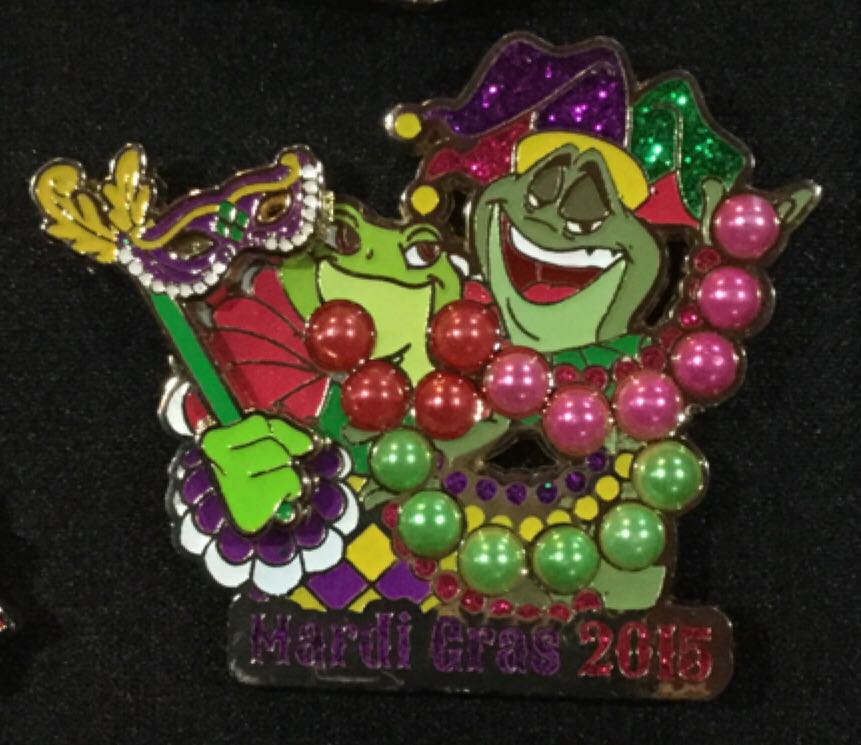 2011 Orange Bird "I Love You Heart” Completer Pin