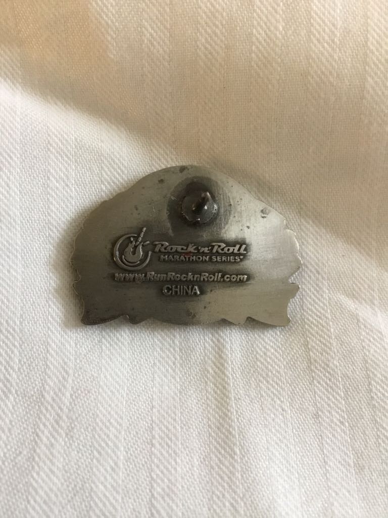 Chicago Rock N Roll Bean  pin collectible - Main Image 2