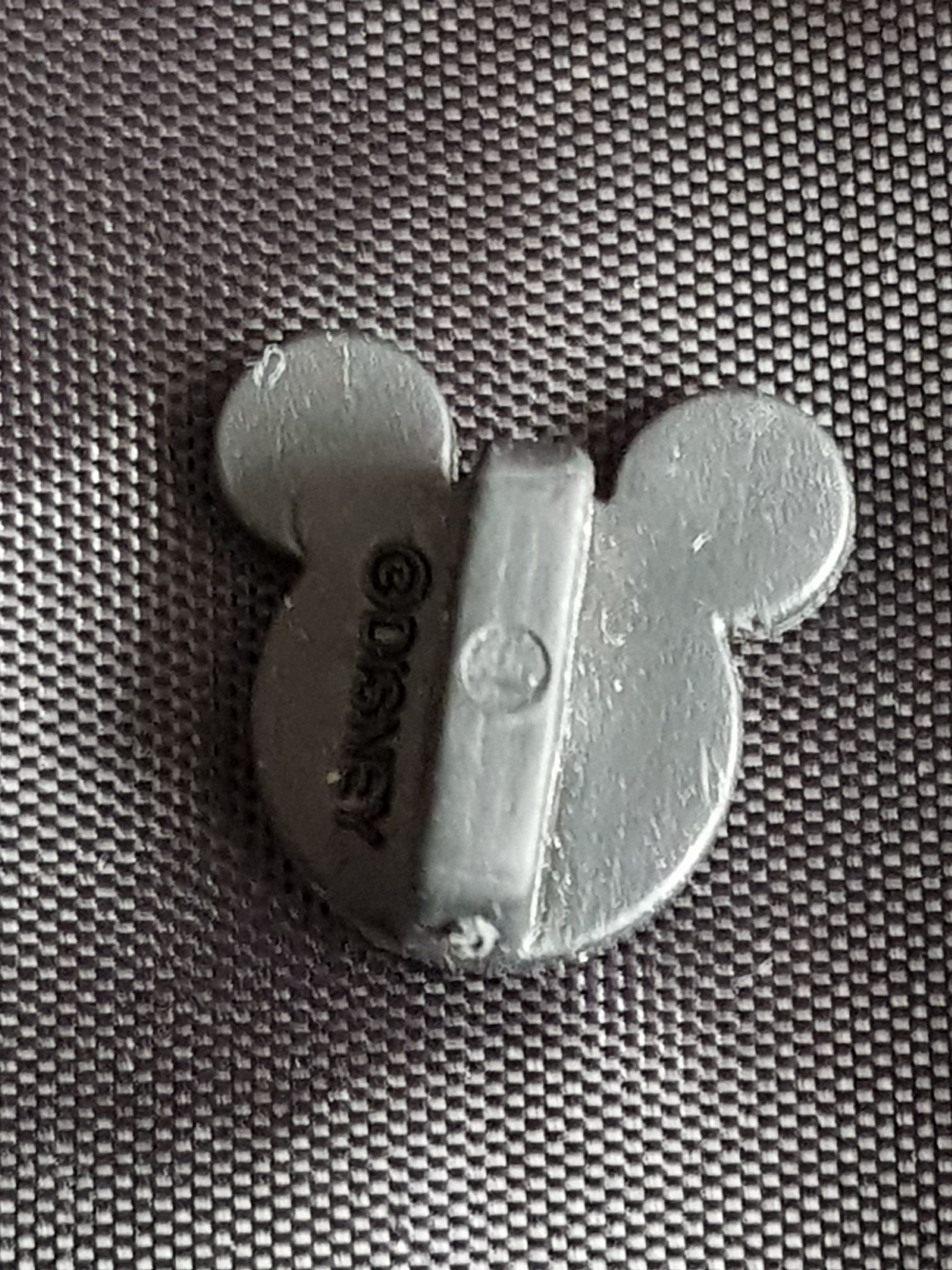 NYC  pin collectible - Main Image 2