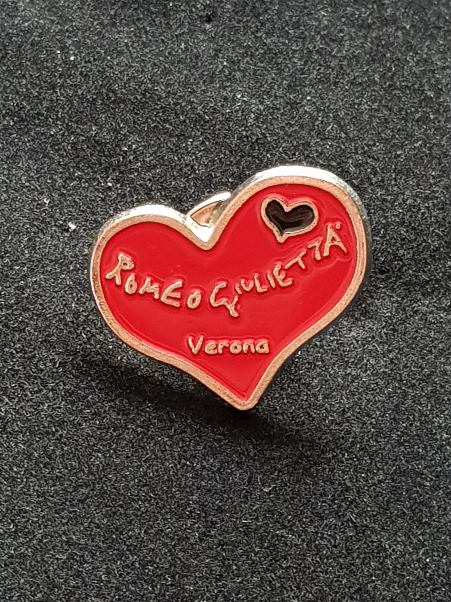 Mystery Pins - Beauty And The Beast 25 In Enchanted Years (1 Of 8)