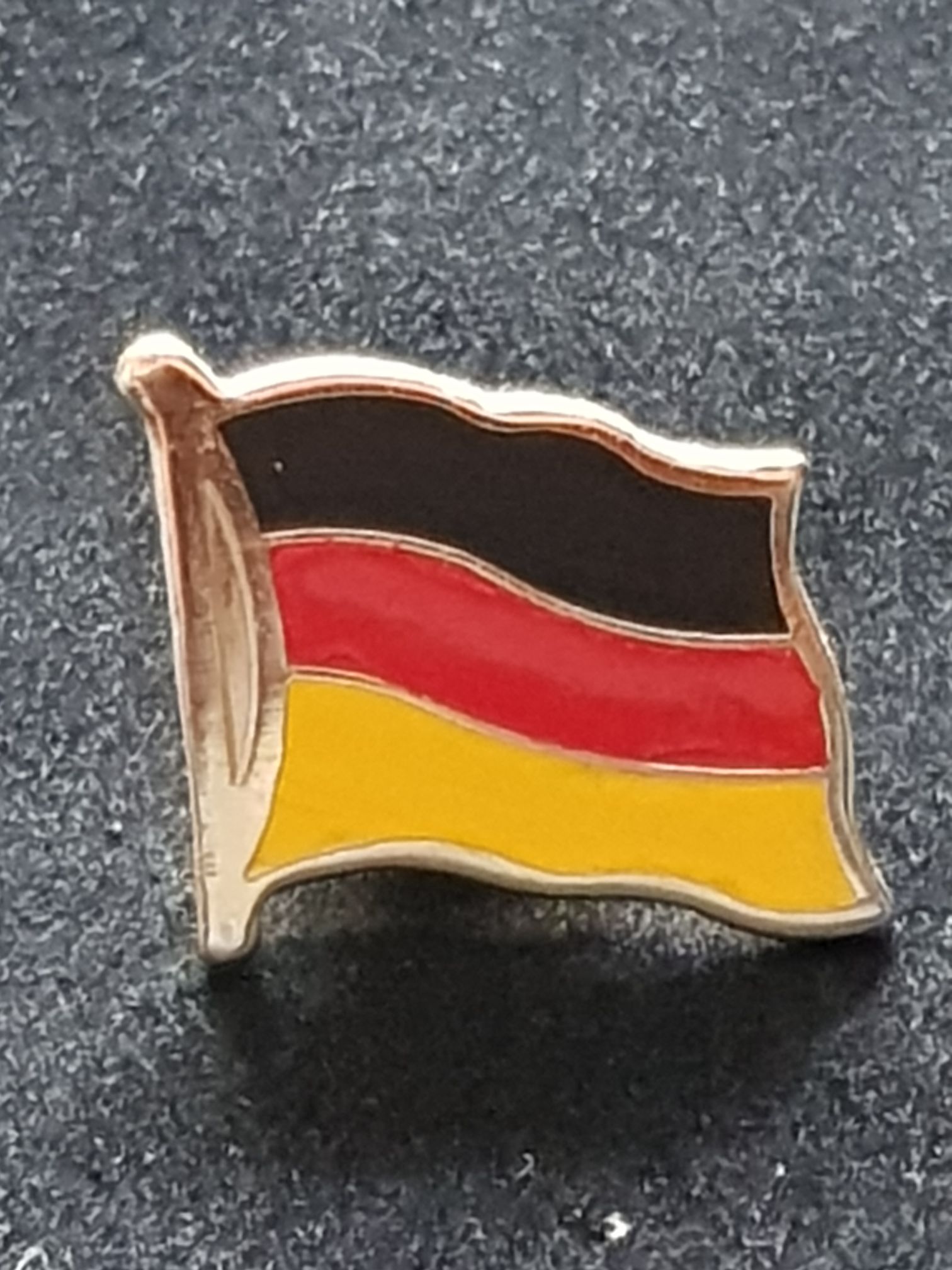 Pusheen Too Hot Need Ice Cream