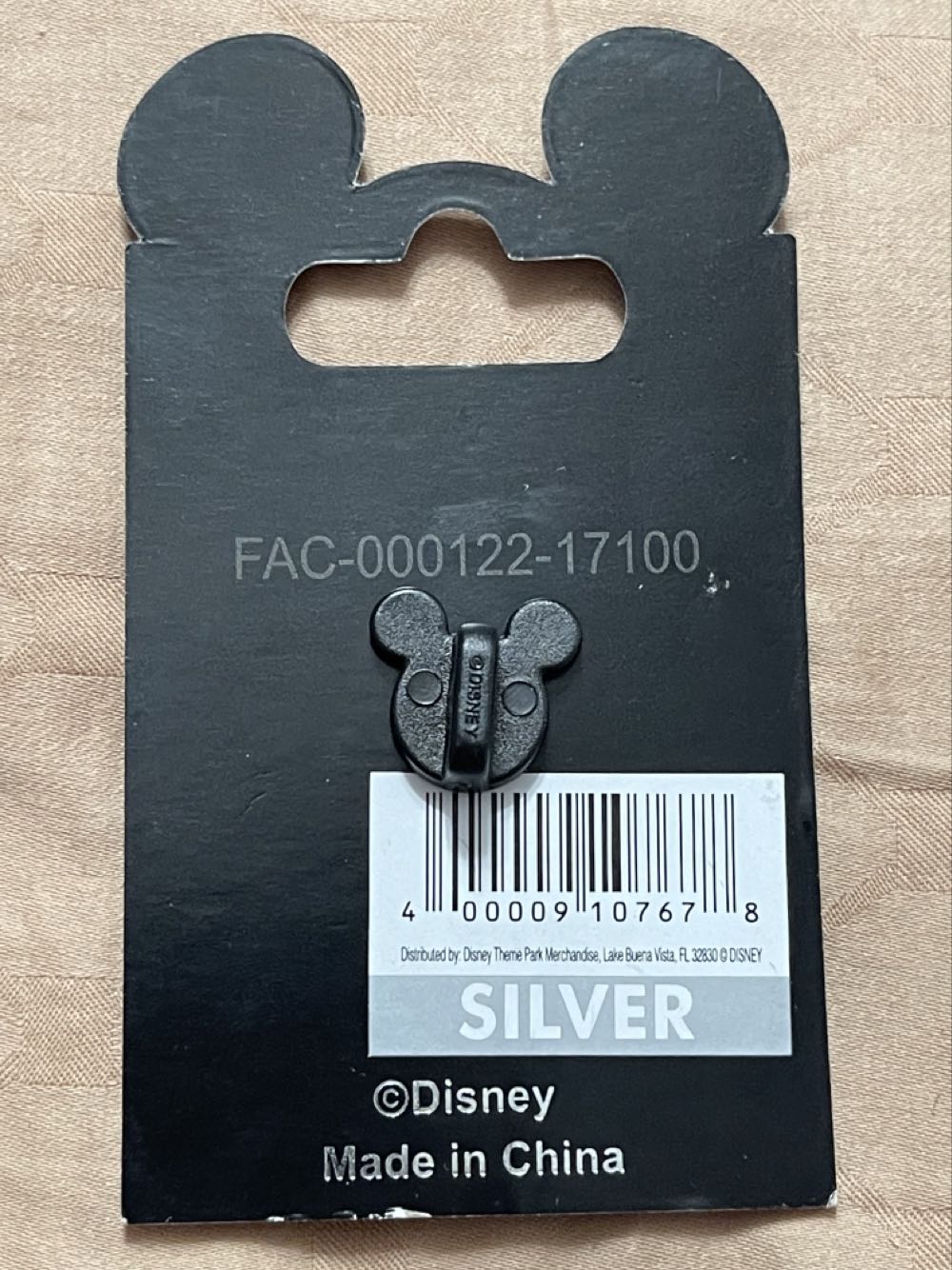 The Fox & The Hound - Disney Parks Pin - Disney pin collectible [Barcode 400009107678] - Main Image 2