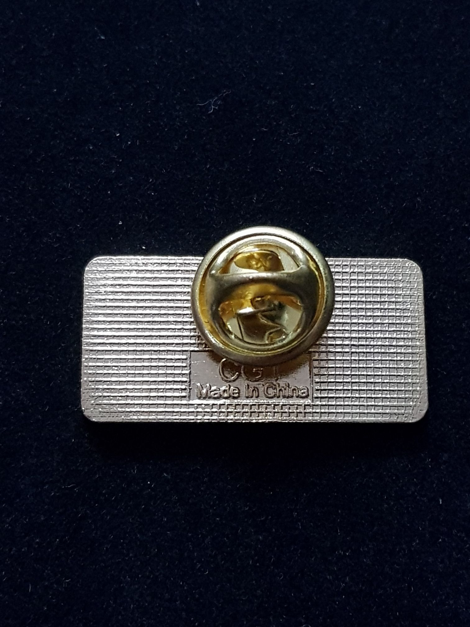 St.Thomas  pin collectible - Main Image 2