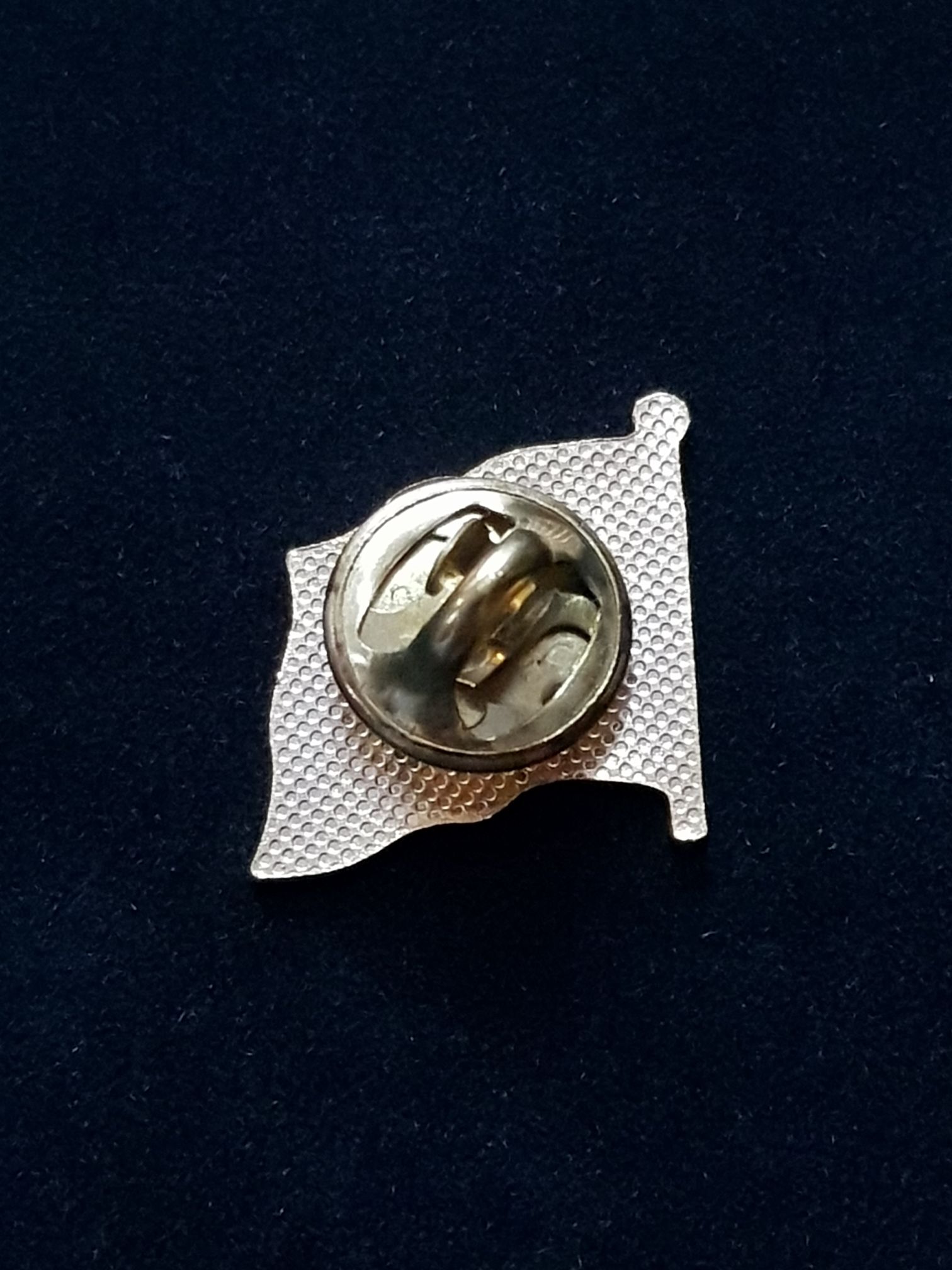 Japan  pin collectible - Main Image 2